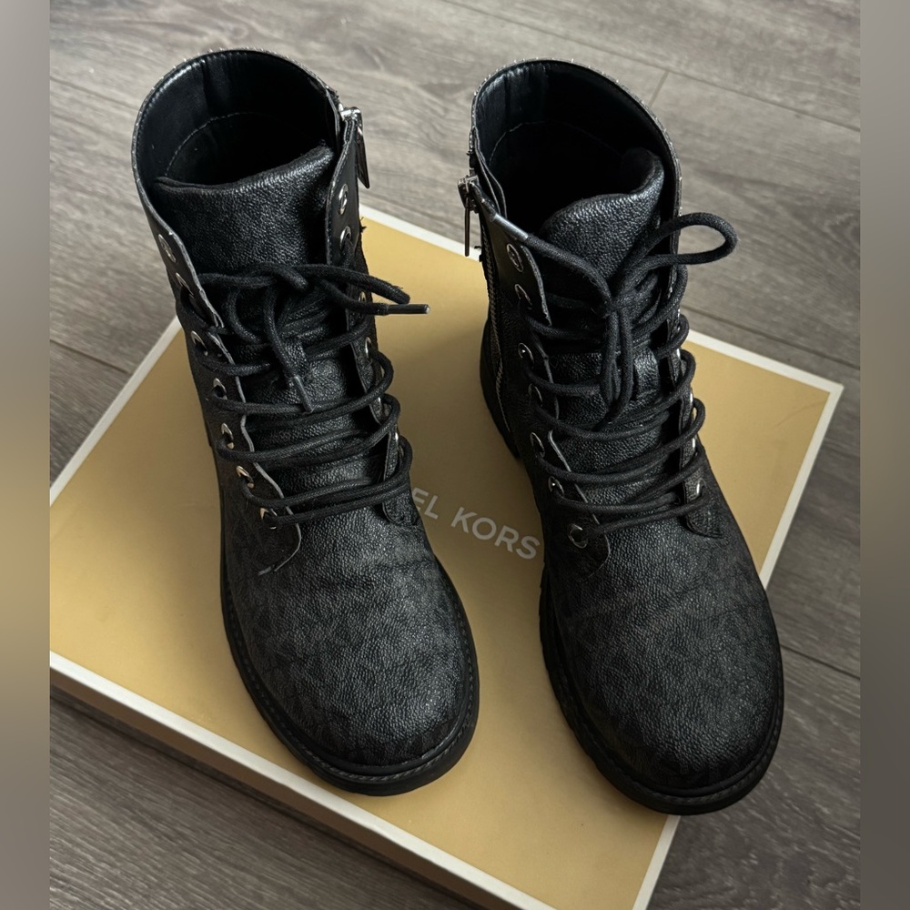 Michael Kors combat boots ✨🖤 - Picture 9 of 15